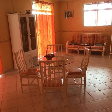 Вилла Location De Meubles Morne-a-l'Eau Экстерьер фото